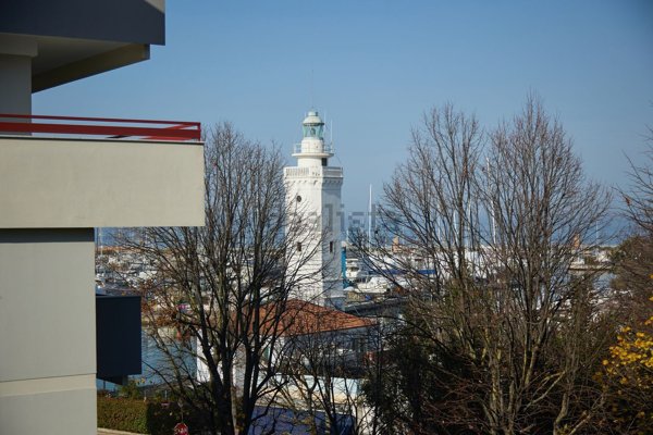 appartamento in vendita a Rimini in zona Marina Centro