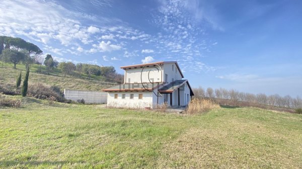 casa indipendente in vendita a Rimini in zona San Paolo