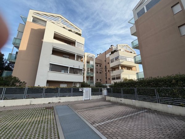 appartamento in vendita a Rimini in zona Colonnella