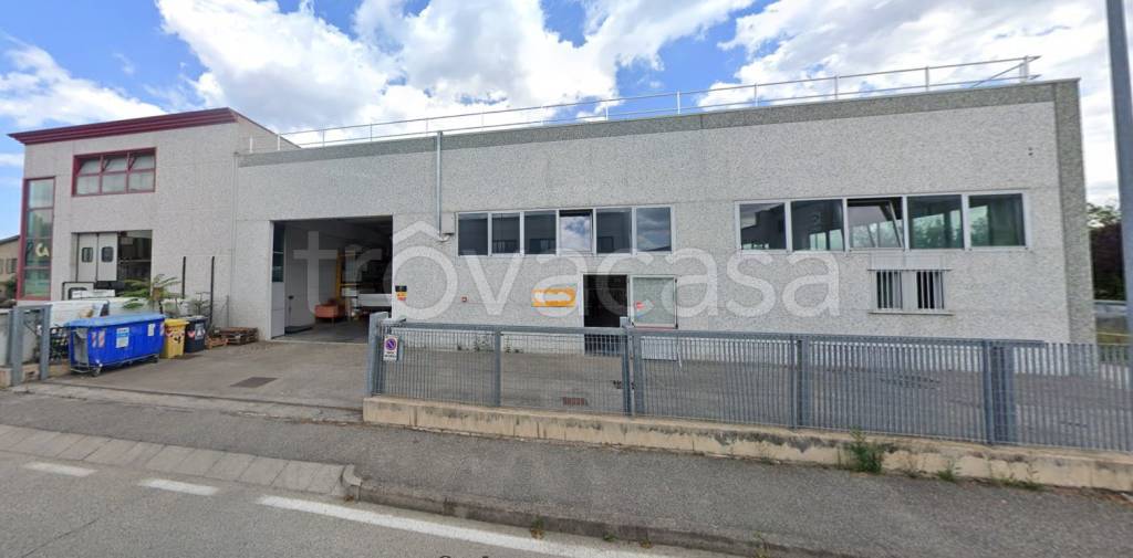 ufficio in vendita a Rimini in zona San Lorenzo in Correggiano