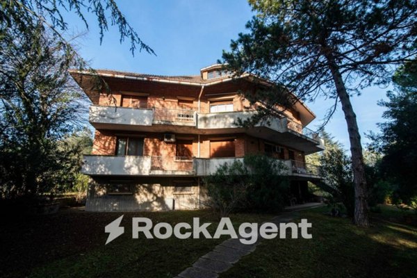 casa indipendente in vendita a Rimini in zona Centro Storico