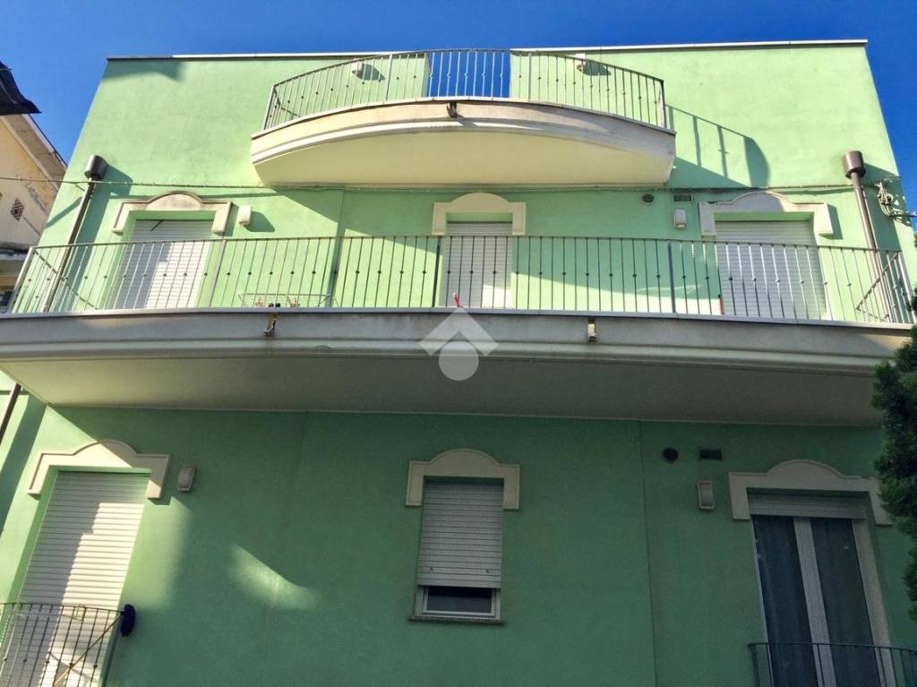 appartamento in vendita a Rimini in zona Miramare di Rimini