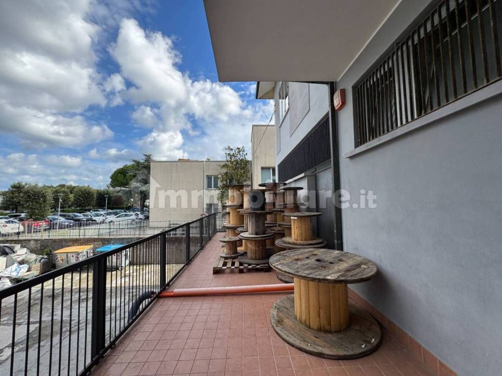 locale commerciale in vendita a Rimini in zona Bellariva