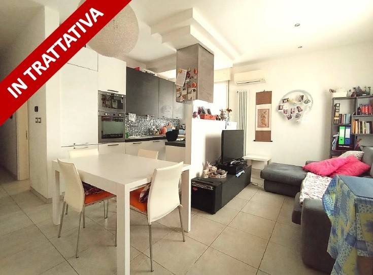 appartamento in vendita a Rimini in zona Marina Centro