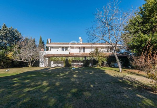 casa indipendente in vendita a Rimini