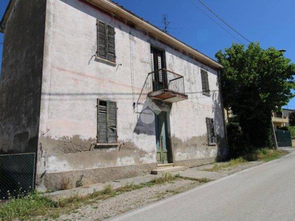 casa indipendente in vendita a Rimini in zona San Lorenzo in Correggiano
