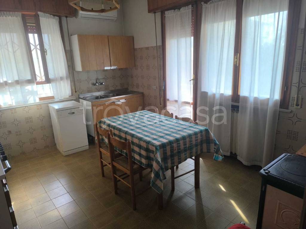 casa indipendente in vendita a Rimini in zona Marebello