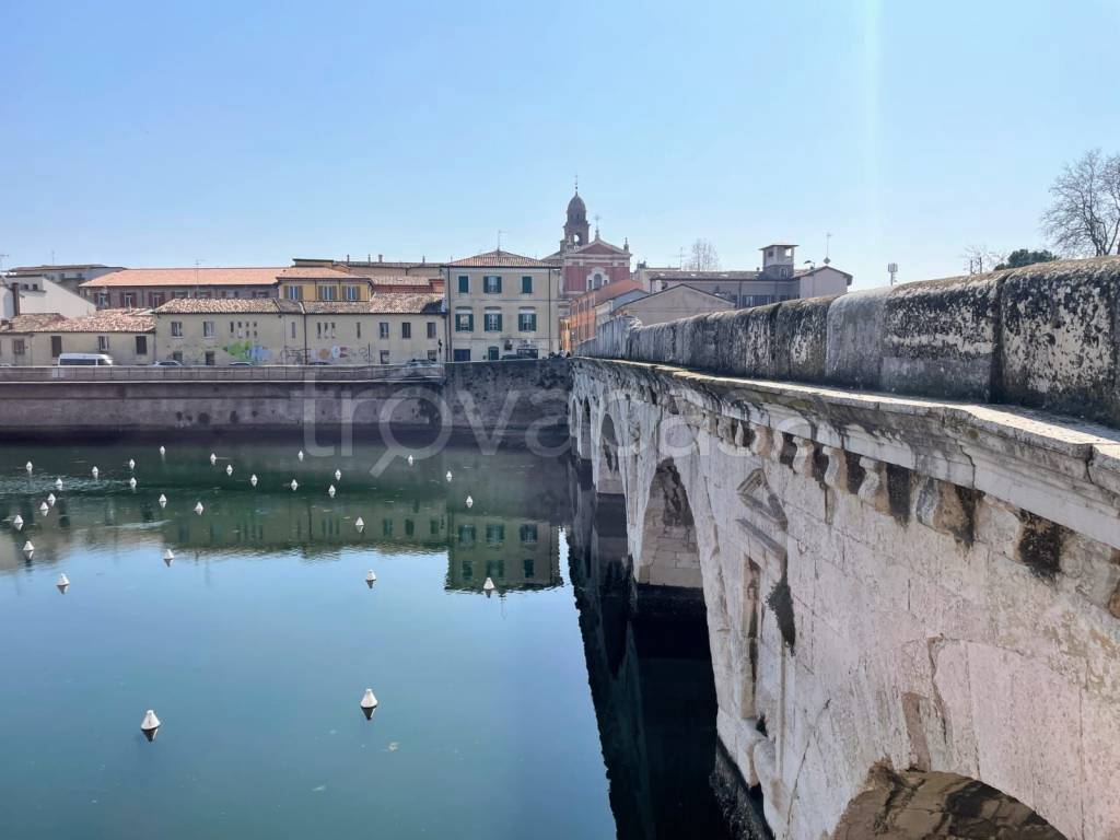 negozio in vendita a Rimini in zona Borgo San Giuliano