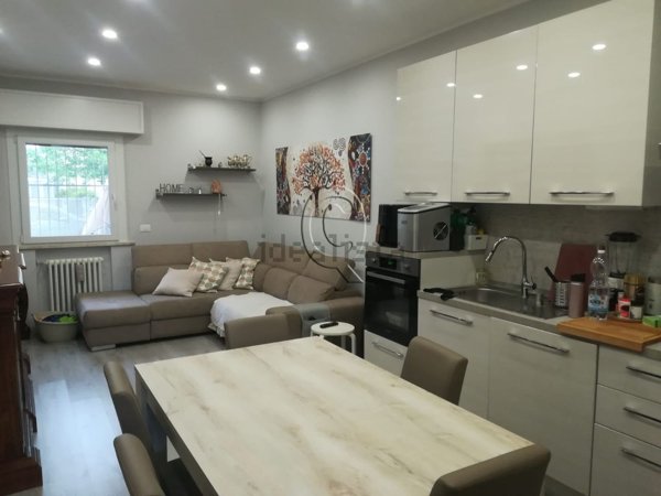 casa semindipendente in vendita a Rimini in zona Viserba