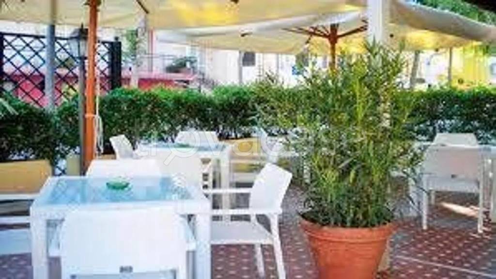 negozio in vendita a Rimini in zona Marebello