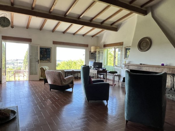 casa indipendente in vendita a Rimini in zona Centro Storico