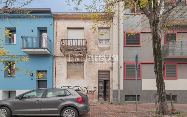 appartamento in vendita a Rimini in zona Marina Centro