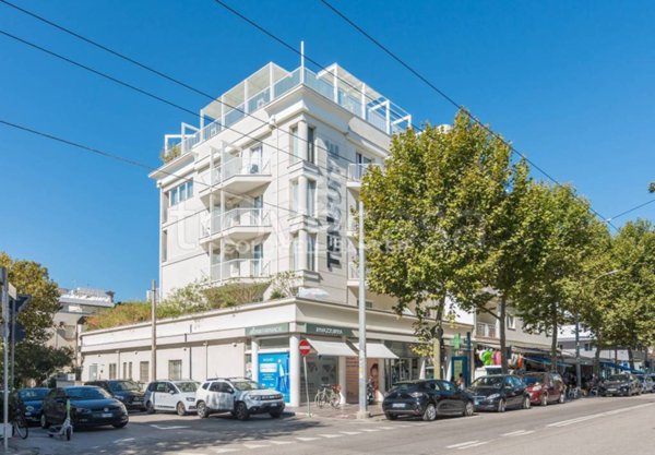 appartamento in vendita a Rimini in zona Rivazzurra