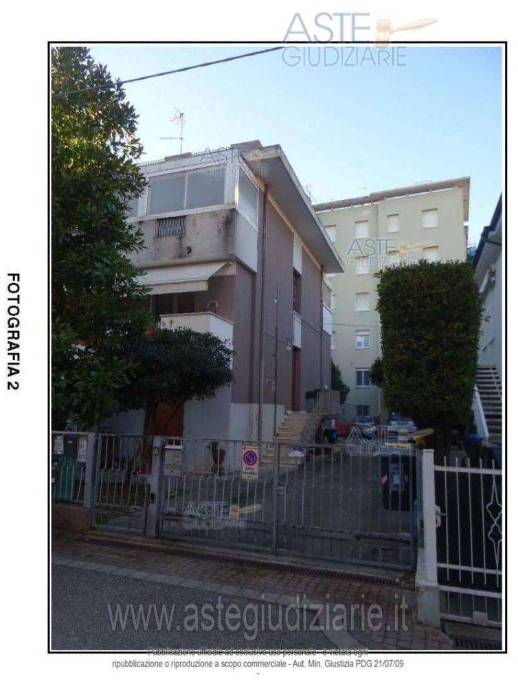 appartamento in vendita a Rimini in zona Marina Centro