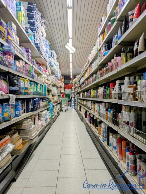 negozio in vendita a Rimini in zona Centro Storico