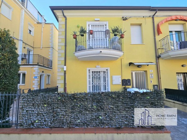appartamento in vendita a Rimini in zona Miramare di Rimini
