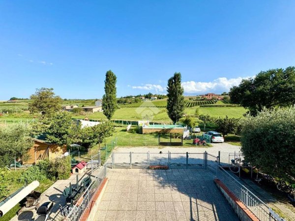 casa indipendente in vendita a Rimini in zona Vergiano