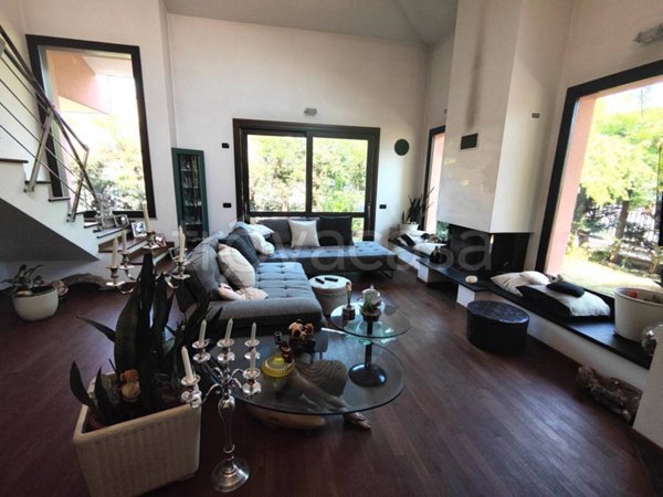 casa indipendente in vendita a Rimini in zona Viserba