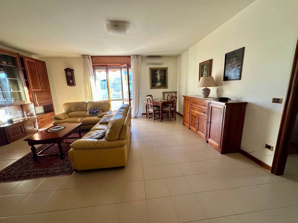 appartamento in vendita a Rimini in zona Centro Storico