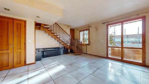 casa indipendente in vendita a Rimini in zona Viserba