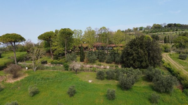 casa indipendente in vendita a Rimini
