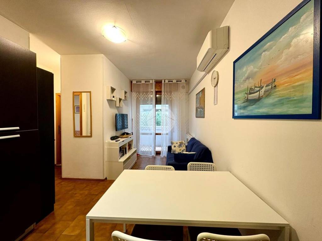 appartamento in vendita a Rimini in zona Viserbella