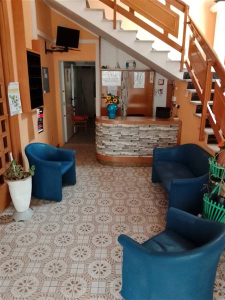 negozio in vendita a Rimini in zona Marebello