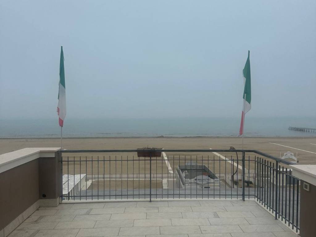 appartamento in vendita a Rimini in zona Rivazzurra