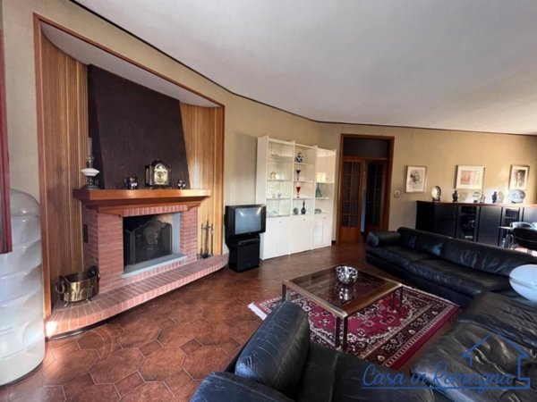 casa indipendente in vendita a Rimini in zona Lagomaggio