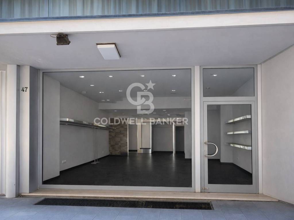 negozio in vendita a Rimini in zona Centro Storico