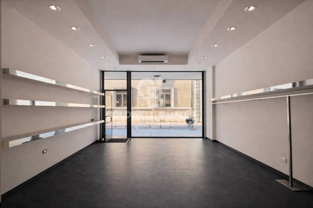 negozio in vendita a Rimini in zona Centro Storico