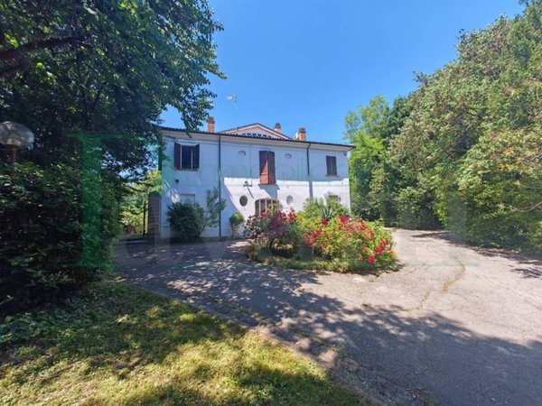casa indipendente in vendita a Rimini in zona San Lorenzo in Correggiano