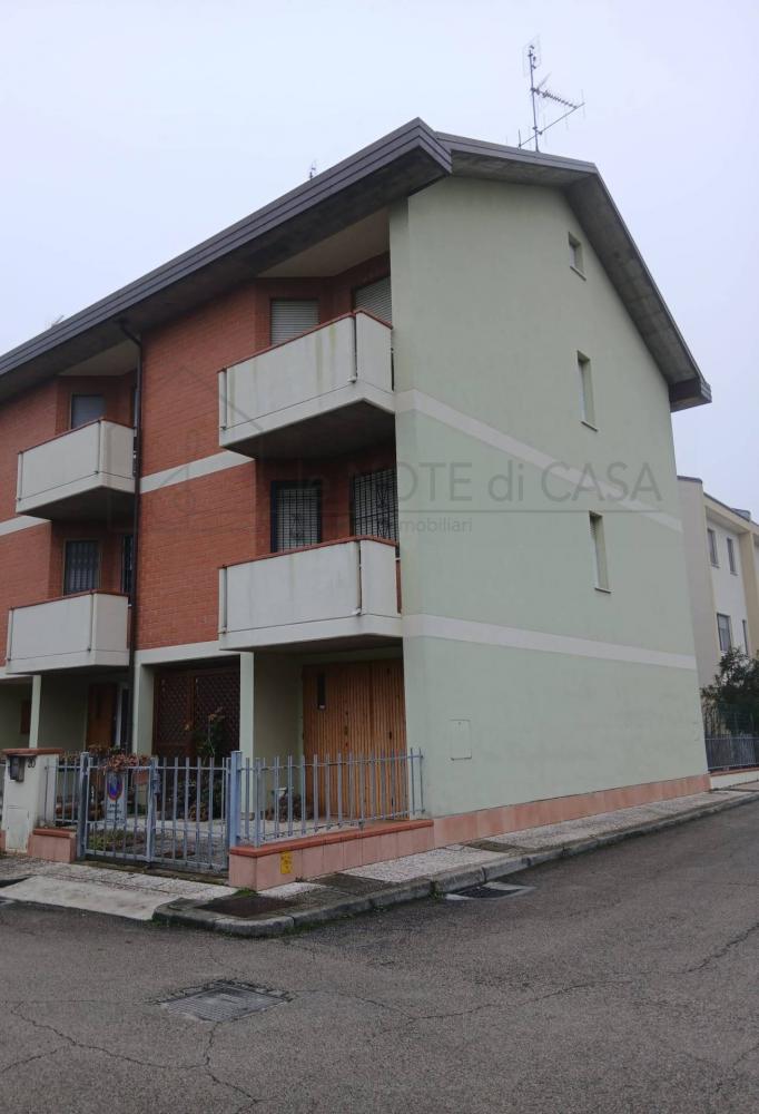 casa indipendente in vendita a Rimini in zona San Vito