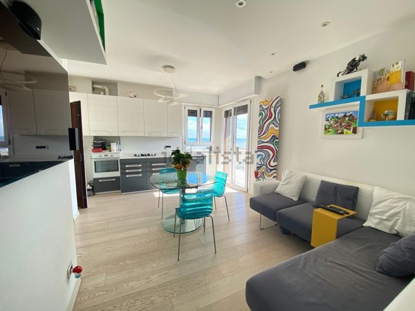 appartamento in vendita a Rimini in zona Miramare di Rimini
