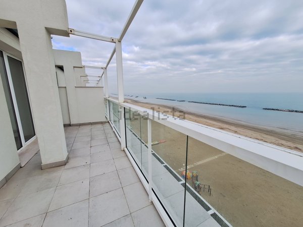 appartamento in vendita a Rimini in zona Viserbella