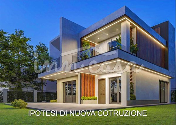 casa indipendente in vendita a Rimini