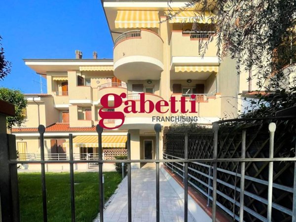 appartamento in vendita a Rimini in zona Viserba