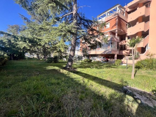 appartamento in vendita a Rimini in zona Miramare di Rimini