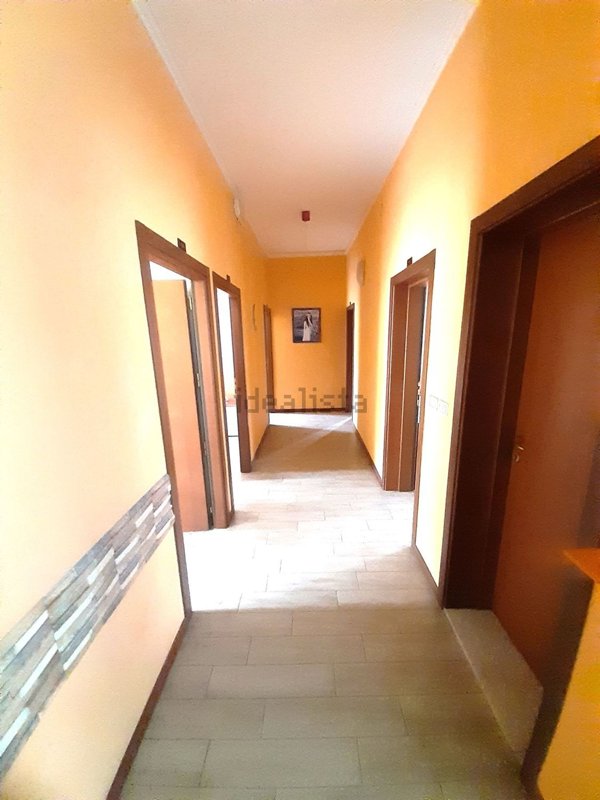 negozio in vendita a Rimini in zona Marebello