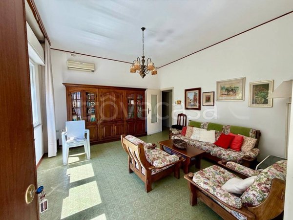 appartamento in vendita a Rimini in zona Marina Centro