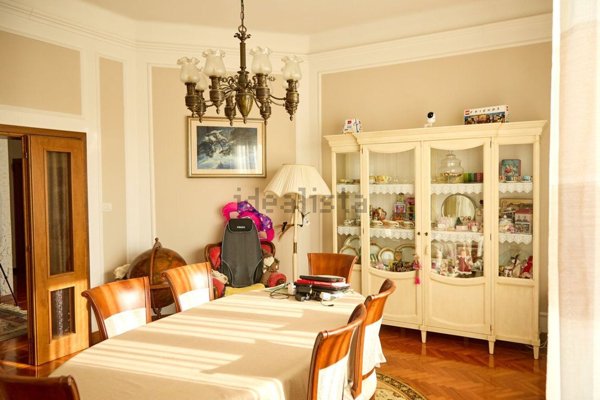 casa indipendente in vendita a Rimini in zona Centro Storico