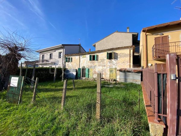 casa indipendente in vendita a Rimini in zona San Lorenzo in Correggiano