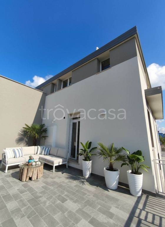 appartamento in vendita a Rimini in zona Viserba