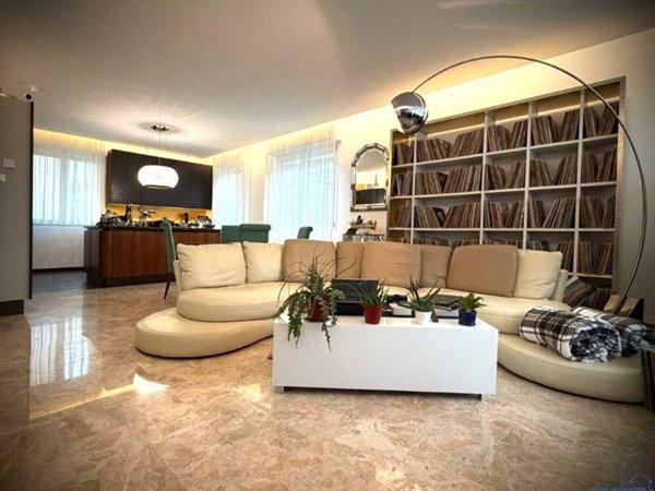 appartamento in vendita a Rimini in zona Borgo Mazzini