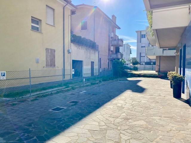 ufficio in vendita a Rimini in zona Fiera Vecchia