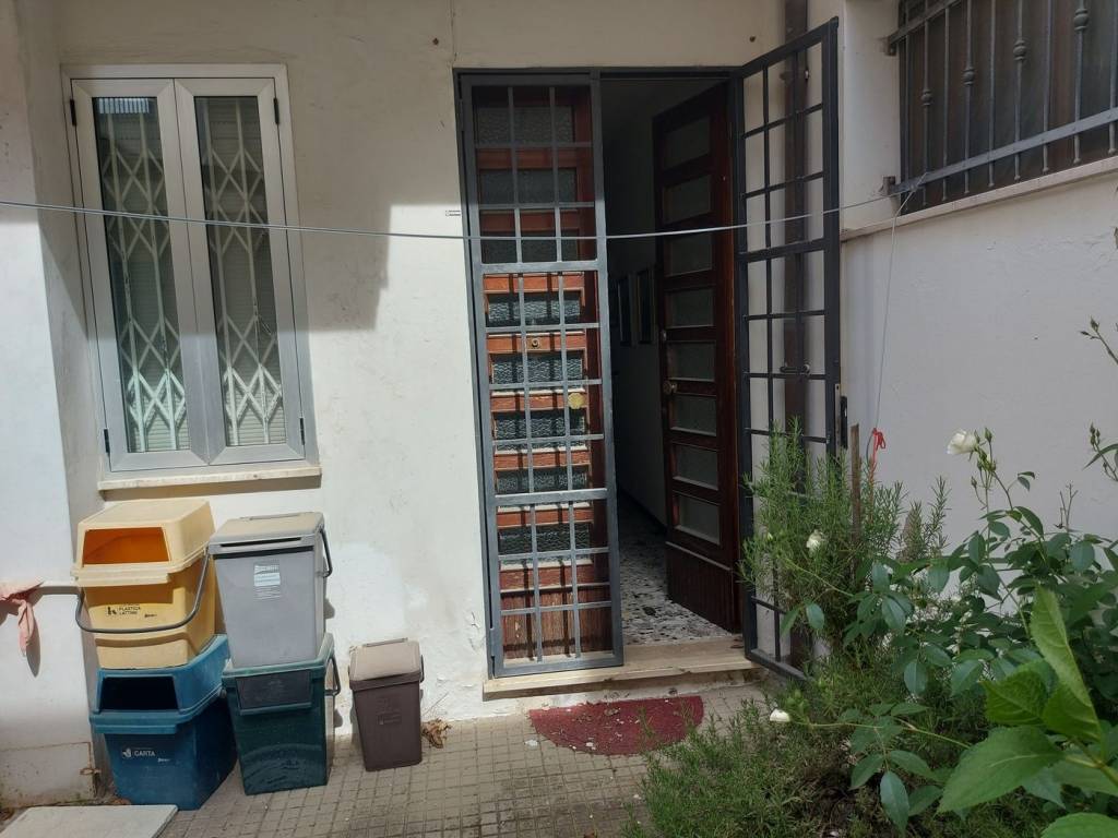 appartamento in vendita a Rimini in zona Marina Centro