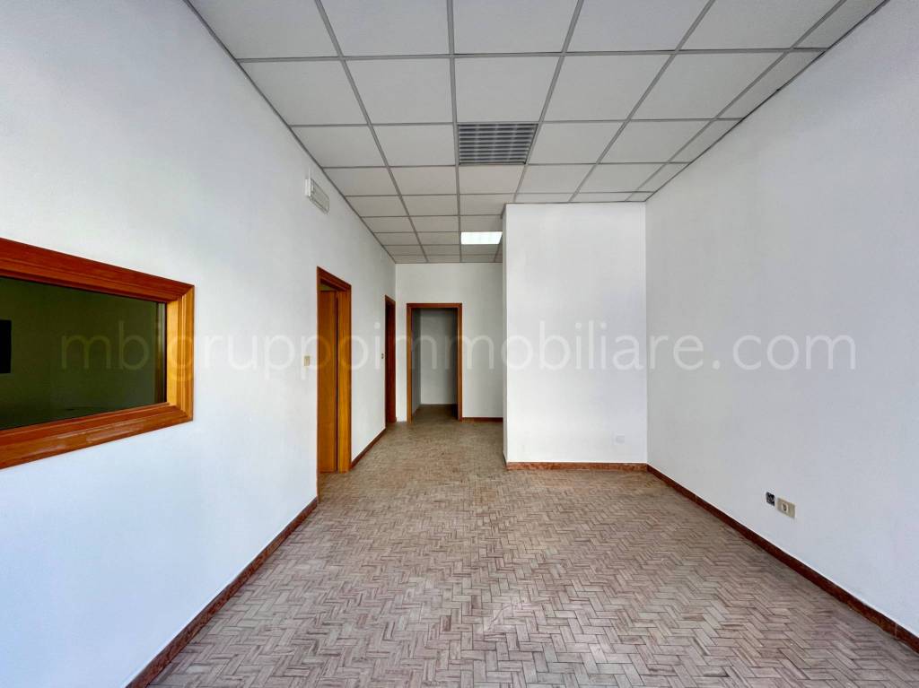 negozio in vendita a Rimini in zona Centro Storico