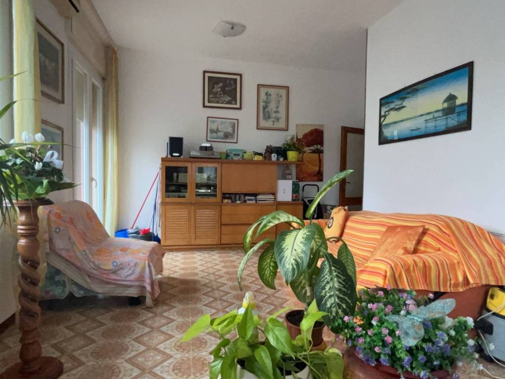 appartamento in vendita a Rimini in zona Miramare di Rimini