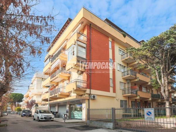 appartamento in vendita a Rimini in zona San Giuliano a Mare