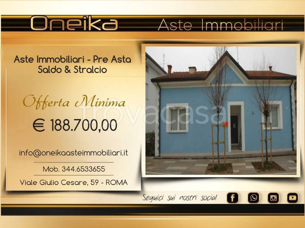 casa indipendente in vendita a Rimini in zona Viserbella